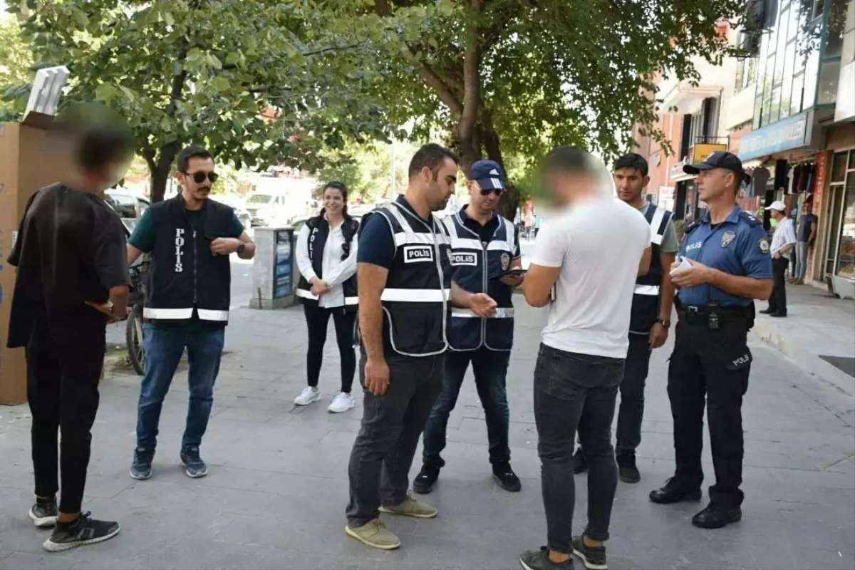 Ülke genelinde 'Huzurlu Sokaklar Uygulaması' gerçekleştirildi